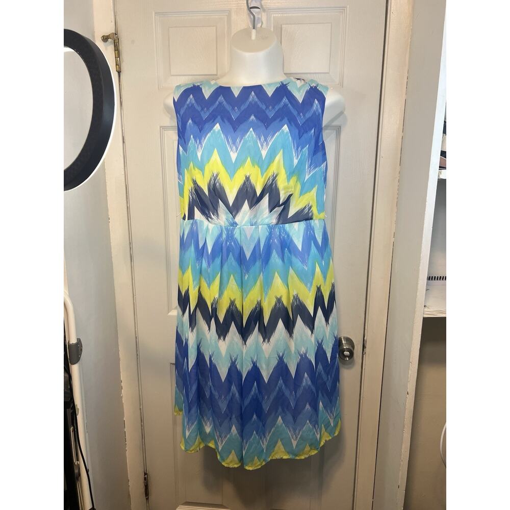 Dress Barn Size 16 Polyester‎ Sleeveless Multi Colored Blue And Yellow Dress